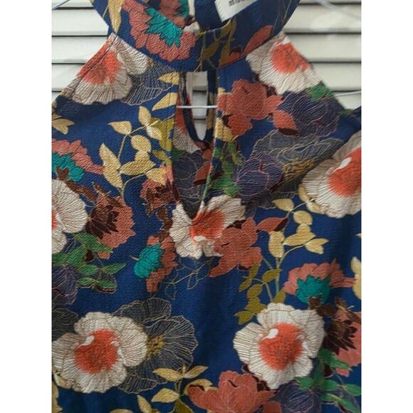 Monteau Los Angeles Top Women’s Size Small Flowy & Feminine Sleeveless Light - Picture 4 of 7